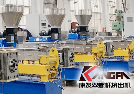 高效、節(jié)能技術(shù)、高性能軟包裝薄膜的需求日趨變高、輔機(jī)配件領(lǐng)域加大研發(fā)力度推動(dòng)整體研發(fā)制造水平的迅猛發(fā)展