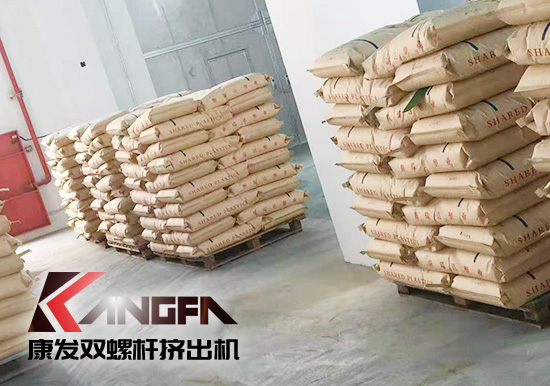 雙螺桿擠出機(jī)行業(yè)高標(biāo)準(zhǔn)！配料、操作、生產(chǎn)、打包碼垛機(jī)械手全過(guò)程自動(dòng)化生產(chǎn)線