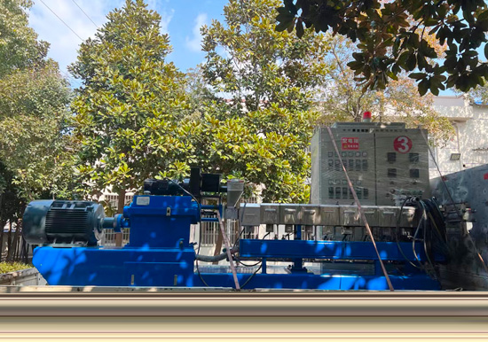 促進(jìn)產(chǎn)業(yè)合作、發(fā)展與共贏！2022廣州國際塑料橡膠及包裝印刷展覽會(huì)【康發(fā)雙螺桿擠出機(jī)】