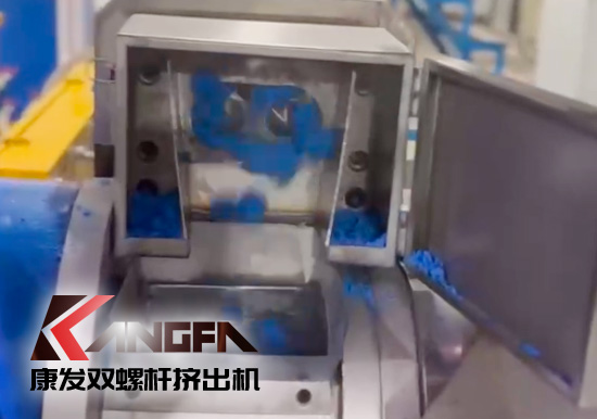 JSH雙階式85/200單、雙螺桿擠出機(jī)電纜料生產(chǎn)線試機(jī) 產(chǎn)量達(dá)1.5噸/每小時(shí)