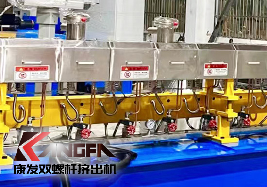 PVC、PC、PPMA、PA、PET等不同原料如何選擇雙螺桿擠出機螺桿參數(shù)