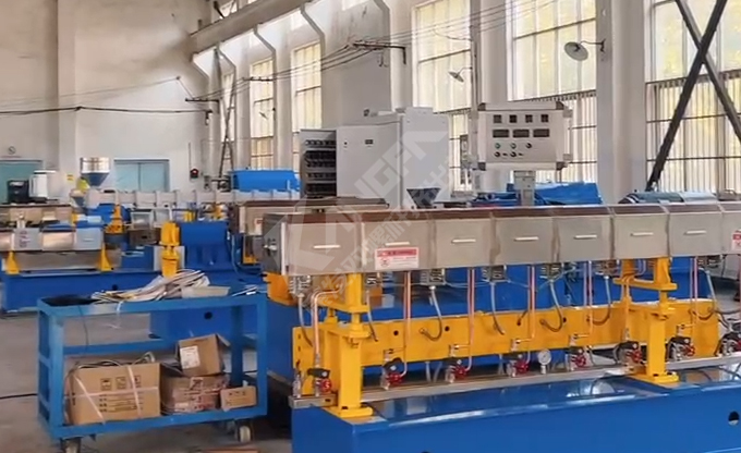 JSH標(biāo)準(zhǔn)化雙螺桿擠出機組源頭廠家 JSH-60、JSH-60A、JSH-75、JSH-95等主力擠出造粒設(shè)備機型廠家直供