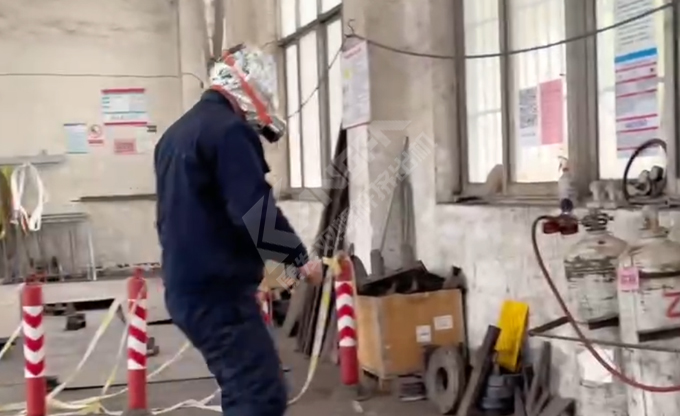 南京康發(fā)雙螺桿擠出機開展危險化學品泄露突發(fā)環(huán)境事件現場處置方案及應急預案演練